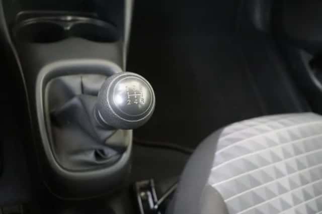 Peugeot 108 (2021) thumbnail 17