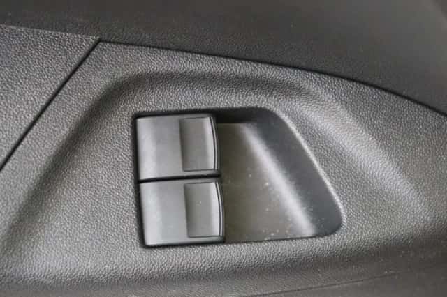 Peugeot 108 (2021) thumbnail 20