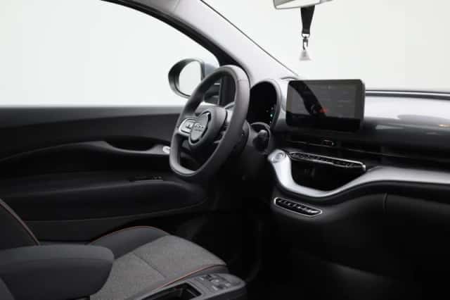 Fiat 500 (2023) thumbnail 31