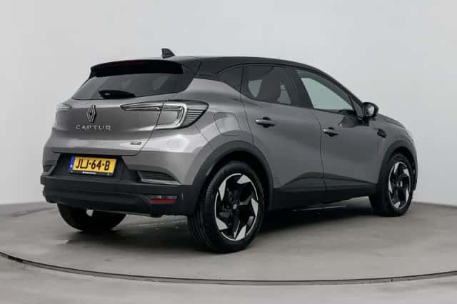 Renault Captur (2025) thumbnail 4