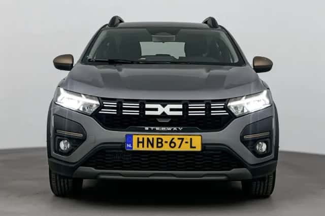 Dacia Sandero Stepway (2025) thumbnail 5