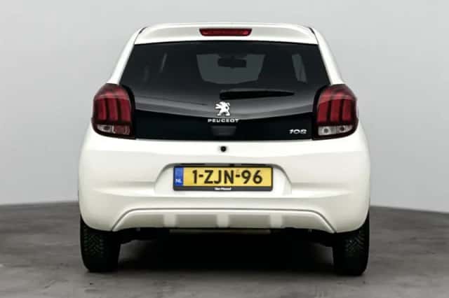 Peugeot 108 (2015) thumbnail 3