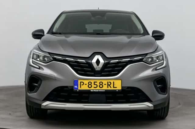 Renault Captur (2021) thumbnail 5