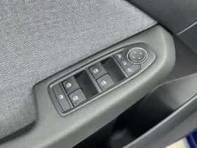 Renault Clio (2024) thumbnail 13