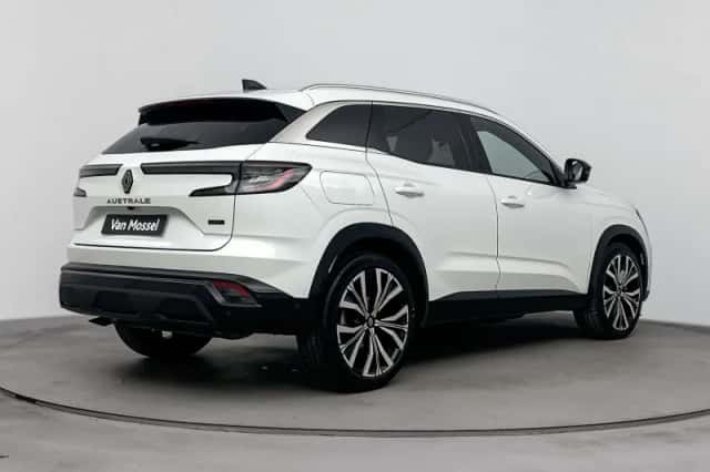 Renault Austral (2024) thumbnail 4