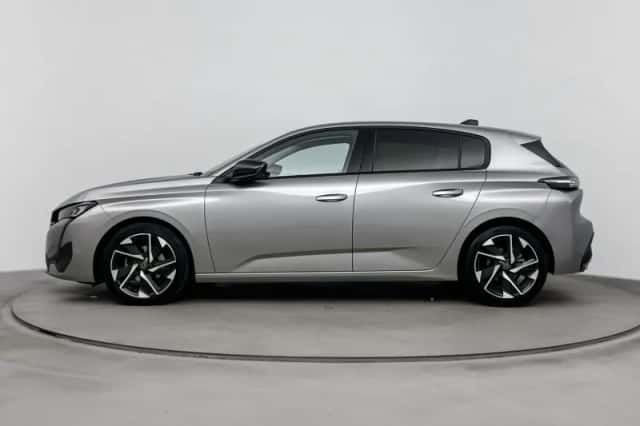 Peugeot 308 (2022) thumbnail 2