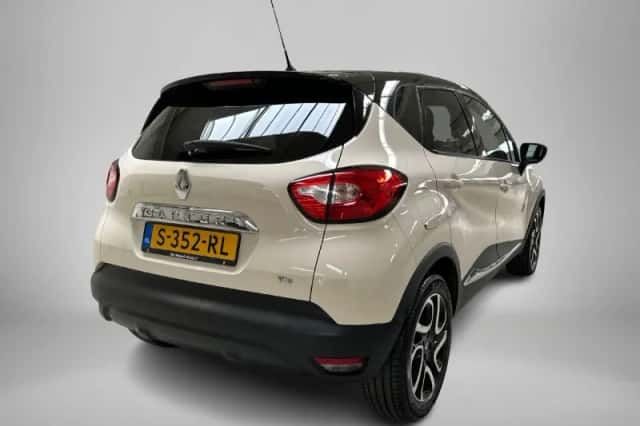 Renault Captur (2013) thumbnail 4