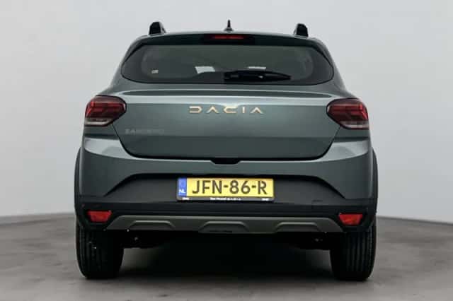 Dacia Sandero Stepway (2025) thumbnail 3