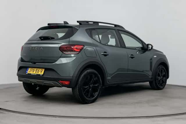 Dacia Sandero Stepway (2025) thumbnail 4