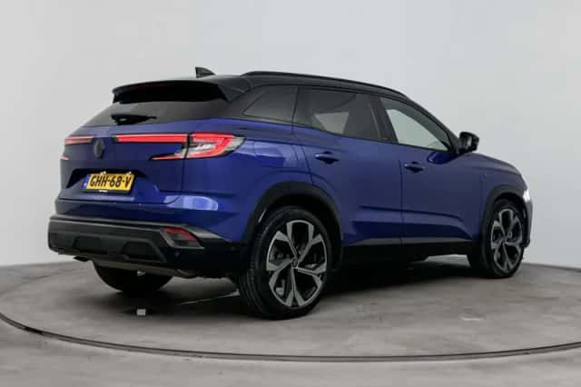 Renault Austral (2024) thumbnail 4