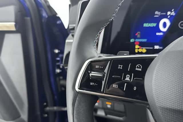 Renault Austral (2024) thumbnail 6
