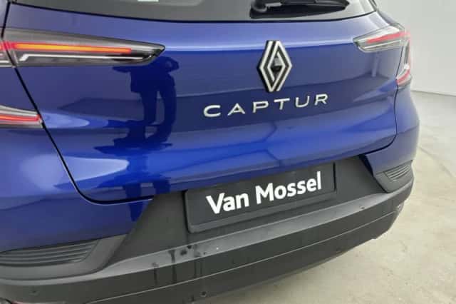 Renault Captur (2026) thumbnail 3