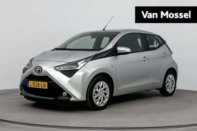 Toyota Aygo (2020) thumbnail 1