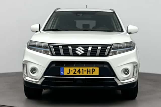 Suzuki Vitara (2020) thumbnail 5