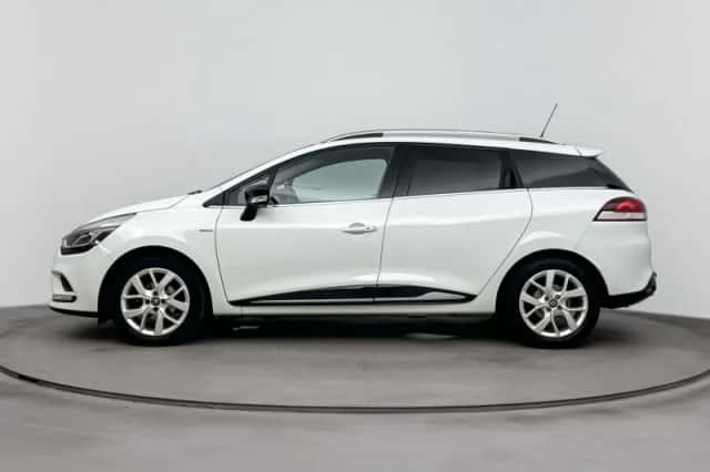 Renault Clio (2018) thumbnail 2