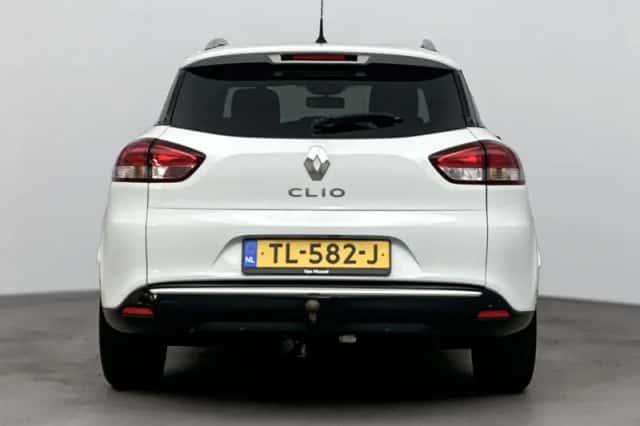 Renault Clio (2018) thumbnail 3