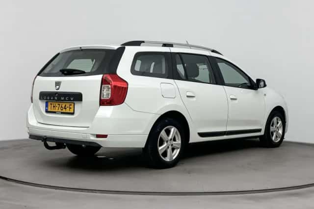 Dacia Logan (2018) thumbnail 4