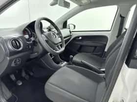 Volkswagen Up! (2018) thumbnail 11
