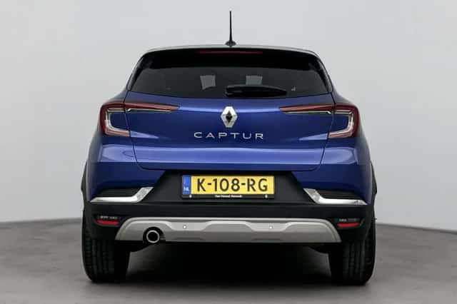 Renault Captur (2021) thumbnail 5