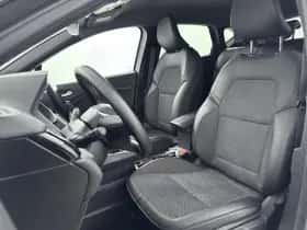 Renault Captur (2023) thumbnail 24