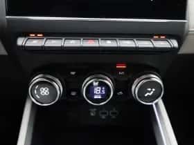Renault Clio (2022) thumbnail 22