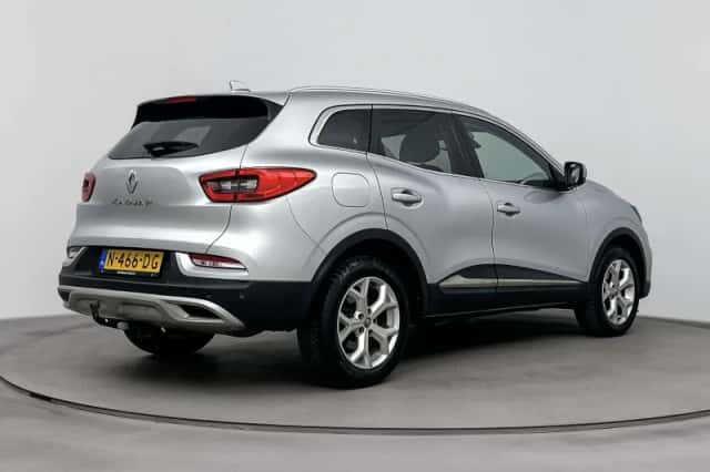 Renault Kadjar (2021) thumbnail 4