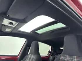Volkswagen Up! (2019) thumbnail 13