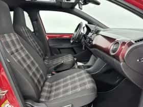 Volkswagen Up! (2019) thumbnail 29