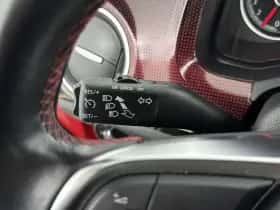 Volkswagen Up! (2019) thumbnail 6