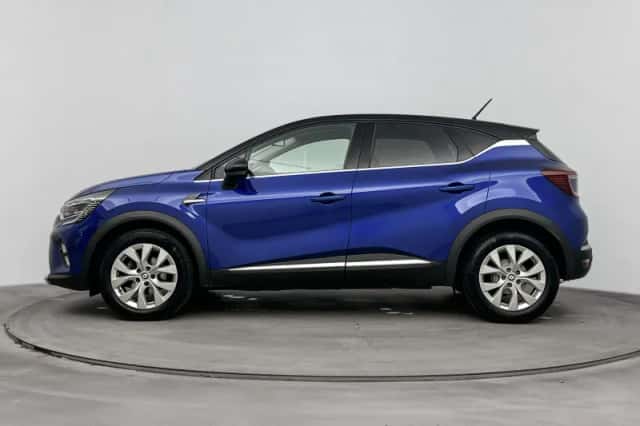 Renault Captur (2022) thumbnail 2