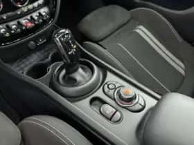 MINI Clubman (2019) thumbnail 14