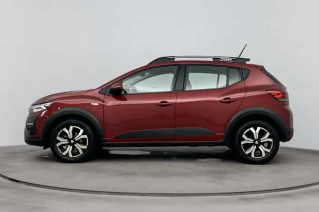 Dacia Sandero Stepway (2021) thumbnail 2