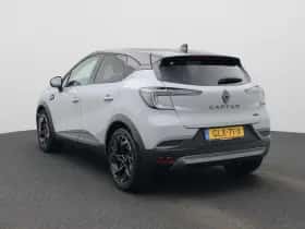 Renault Captur (2024) thumbnail 2