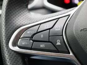 Renault Captur (2024) thumbnail 18