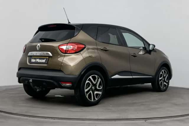 Renault Captur (2017) thumbnail 4