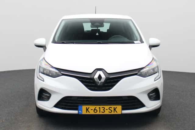 Renault Clio (2021) thumbnail 3
