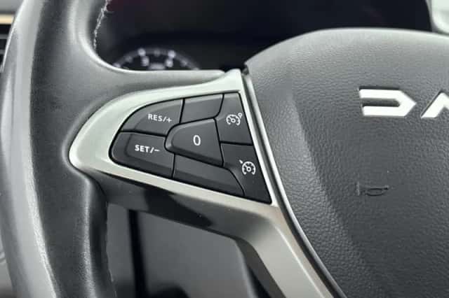 Dacia Duster (2024) thumbnail 6