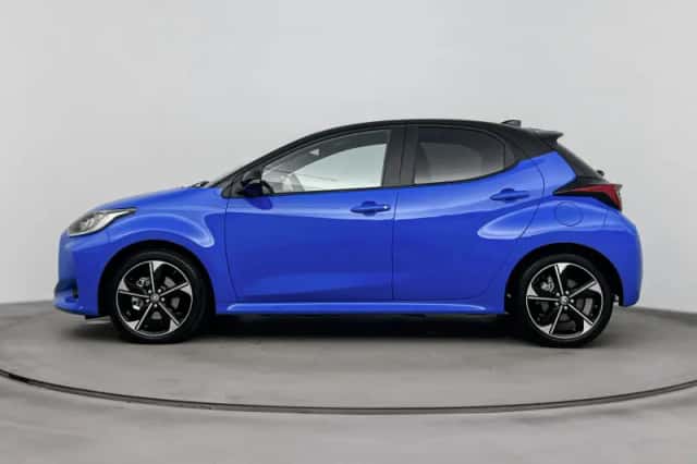 Toyota Yaris (2024) thumbnail 2