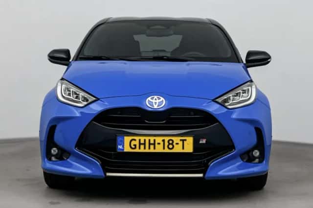 Toyota Yaris (2024) thumbnail 5