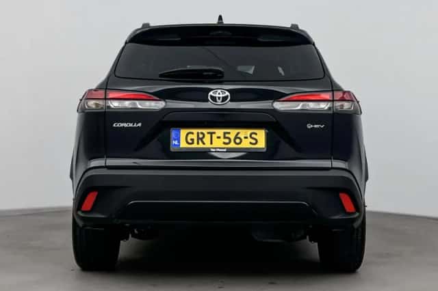 Toyota Corolla (2024) thumbnail 3