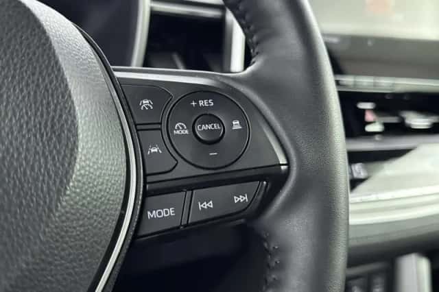 Toyota Corolla (2024) thumbnail 6