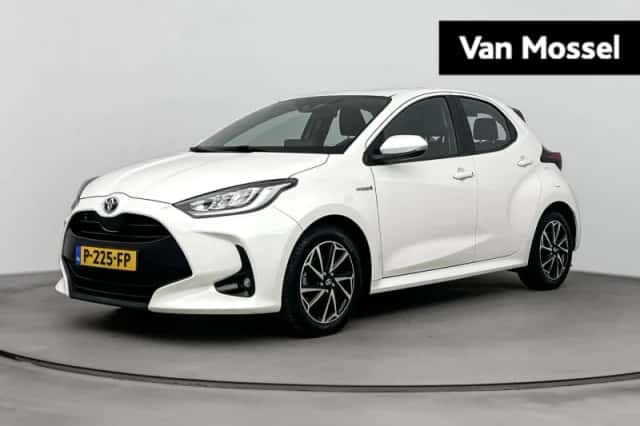 Toyota Yaris (2021) thumbnail 1
