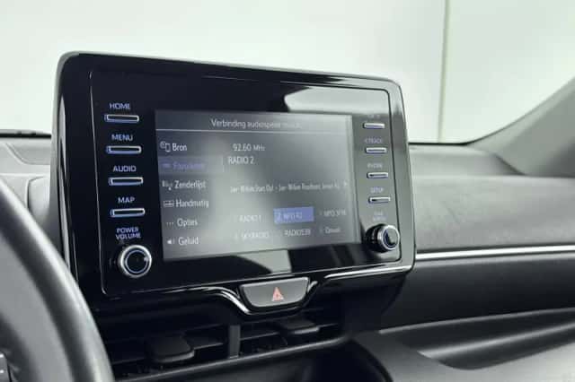 Toyota Yaris (2021) thumbnail 6