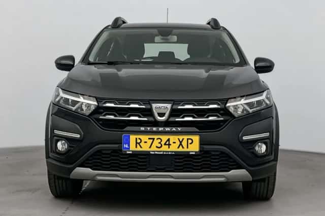 Dacia Sandero Stepway (2022) thumbnail 5