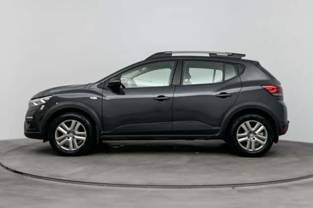 Dacia Sandero Stepway (2022) thumbnail 2