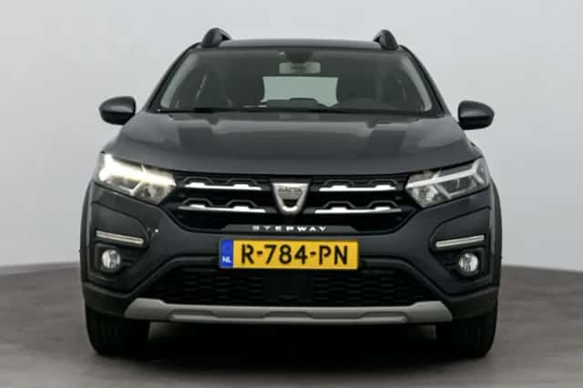 Dacia Sandero Stepway (2022) thumbnail 5