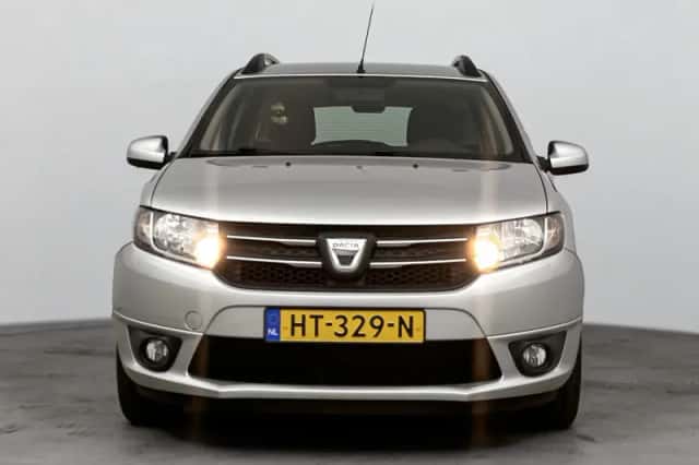Dacia Logan (2016) thumbnail 5