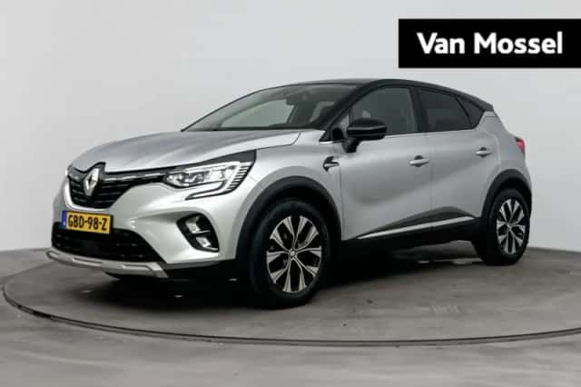 Renault Captur (2023) thumbnail 1