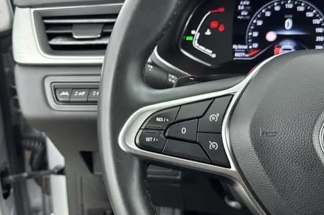 Renault Captur (2021) thumbnail 6
