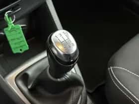 Renault Clio (2017) thumbnail 23